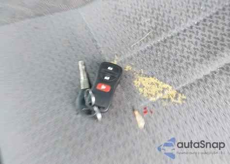 2001 Nissan Xterra Xe-V6 z USA, uszkodzony, nr VIN 5N1ED28TX1C519721